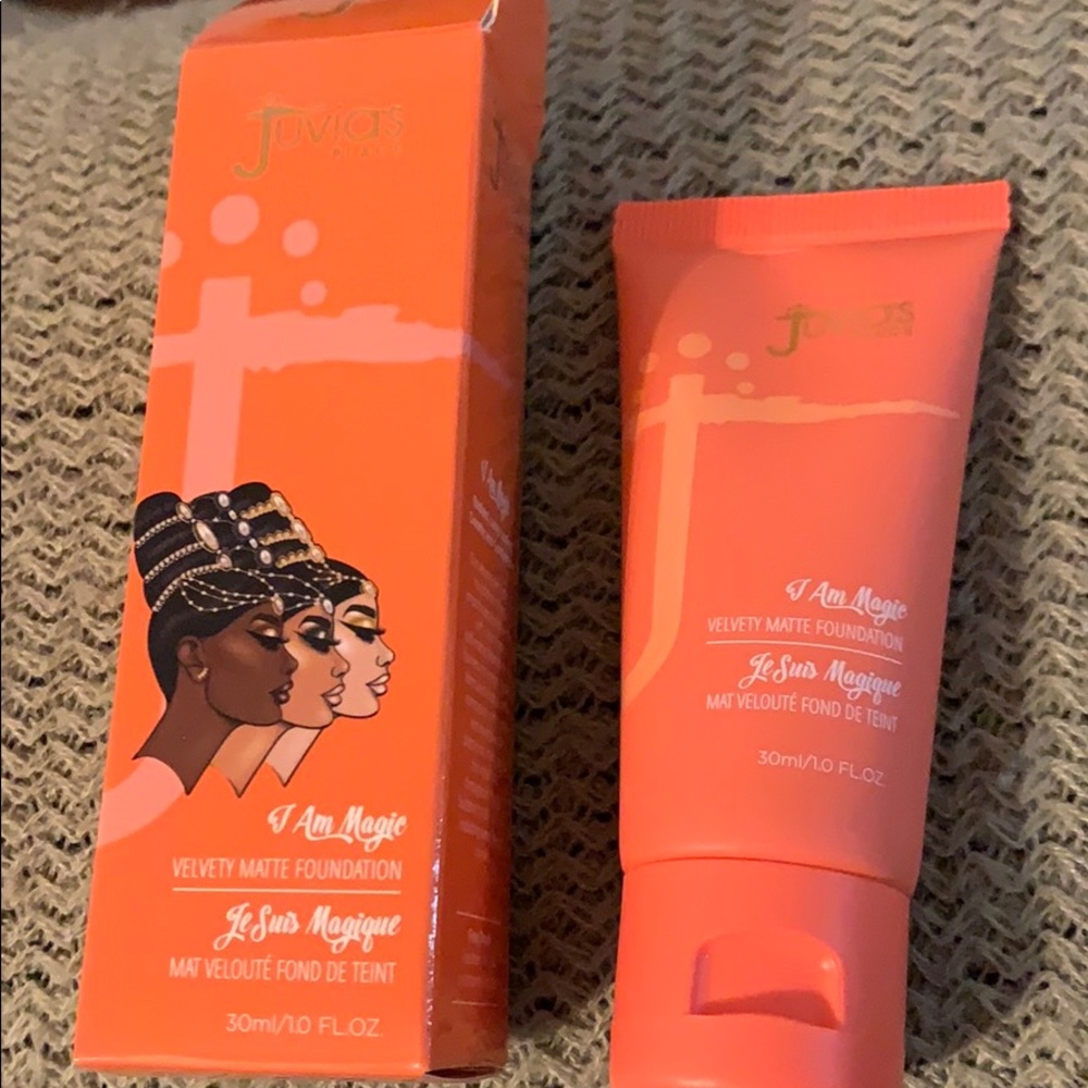 Juvia’s Place I am magic matte foundation new